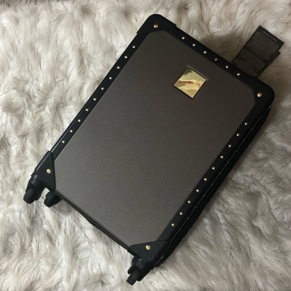 Vince Camuto Grey/Black carry on luggage/suitcase